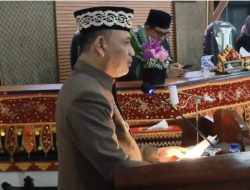 Paripurna DPRD Kota Metro: Walikota Metro Jelaskan Raperda Perubahan APBD 2025