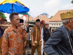 Gubernur Mirza Hadirkan Solusi Pendidikan, Infrastruktur, dan Lapangan Kerja, Pada Pertemuannya Dengan Tokoh Adat Jabung